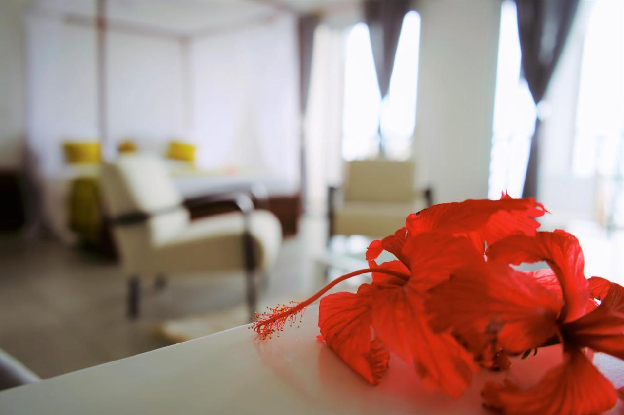 Al Camar Lodge Ndzaouze Buitenkant foto