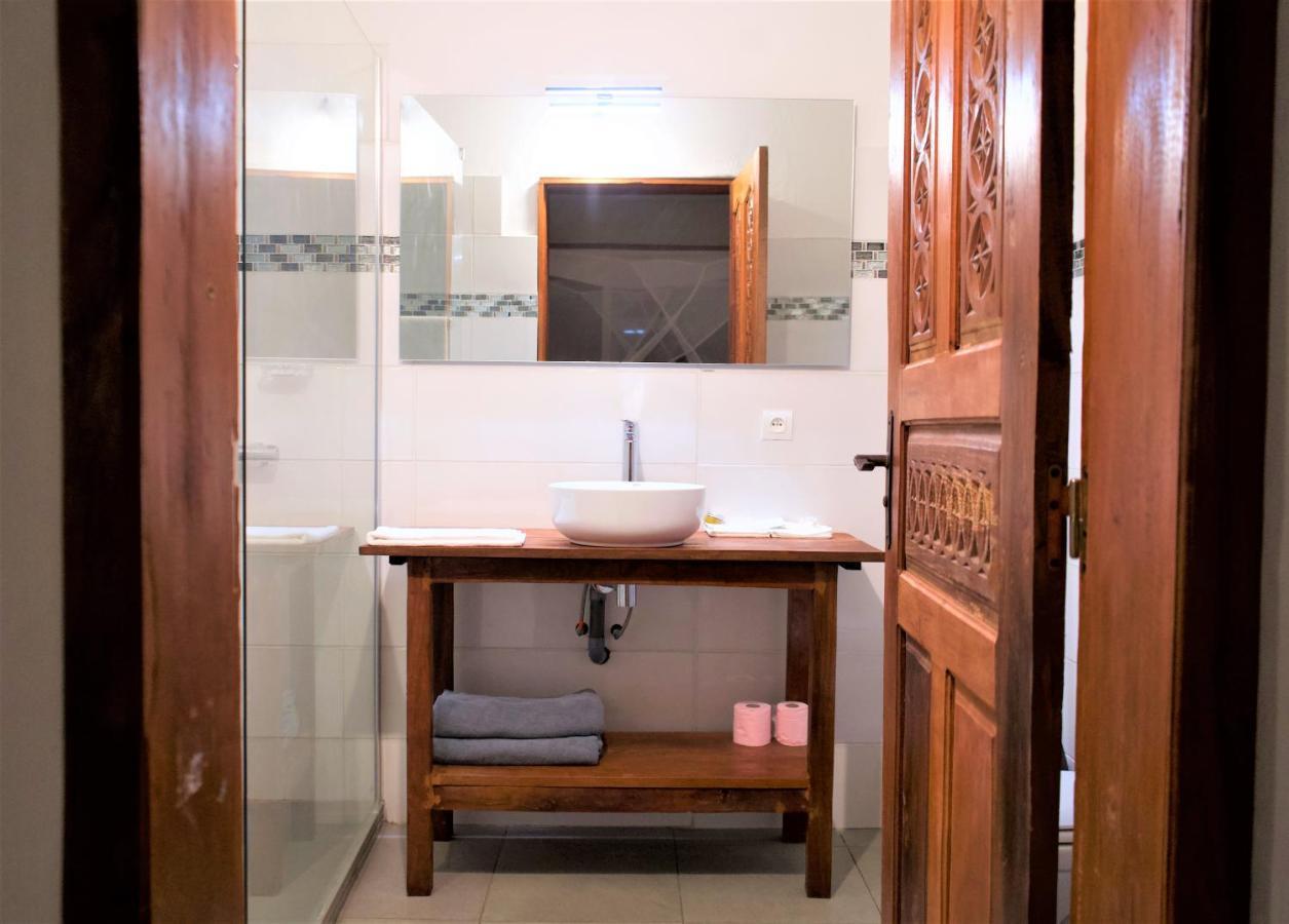 Al Camar Lodge Ndzaouze Buitenkant foto